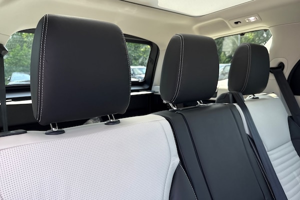 Used Land Rover Discovery 2025 for sale - 74764233: Photo 12