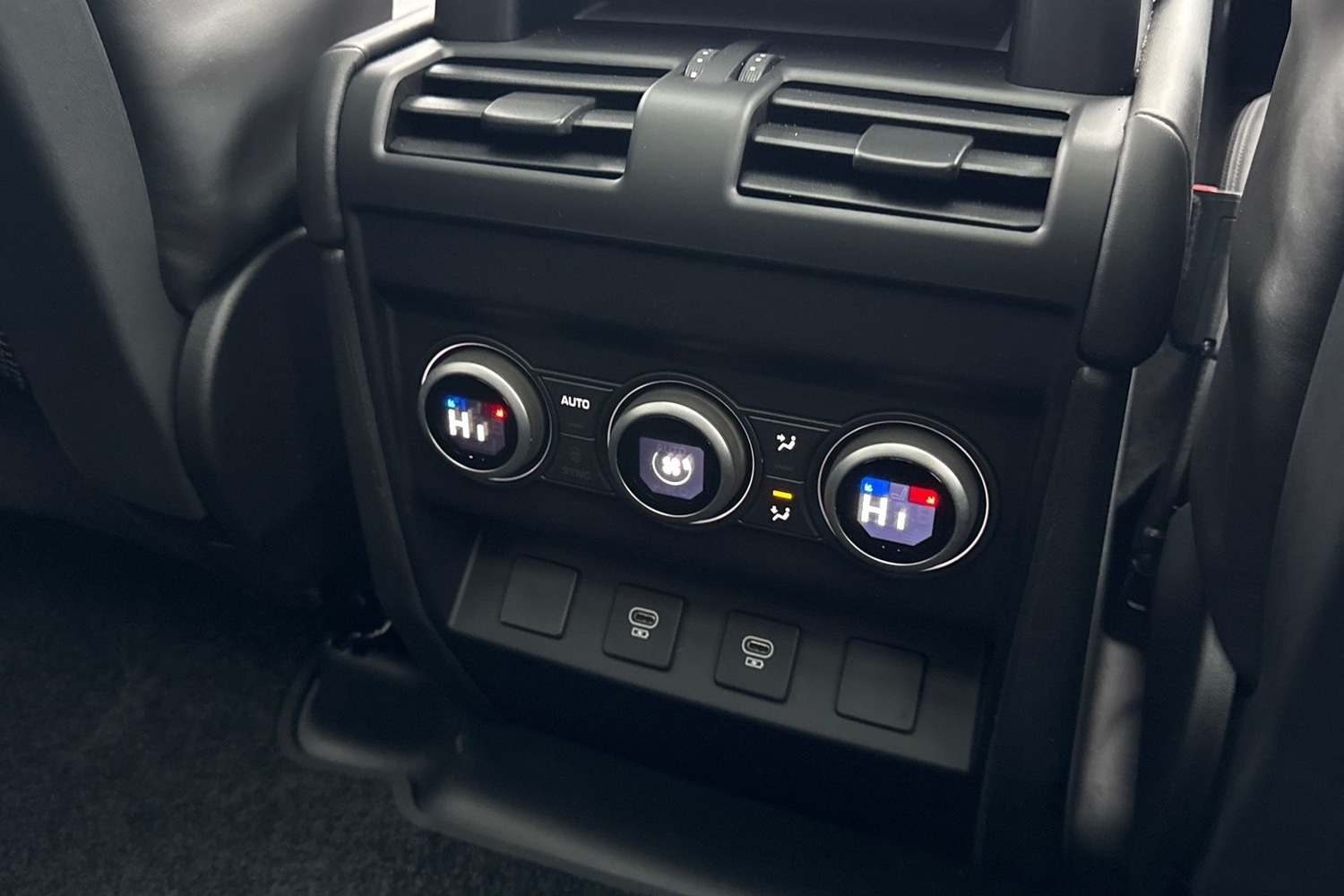 Used Land Rover Defender 2025 for sale - 77374303: Photo 19