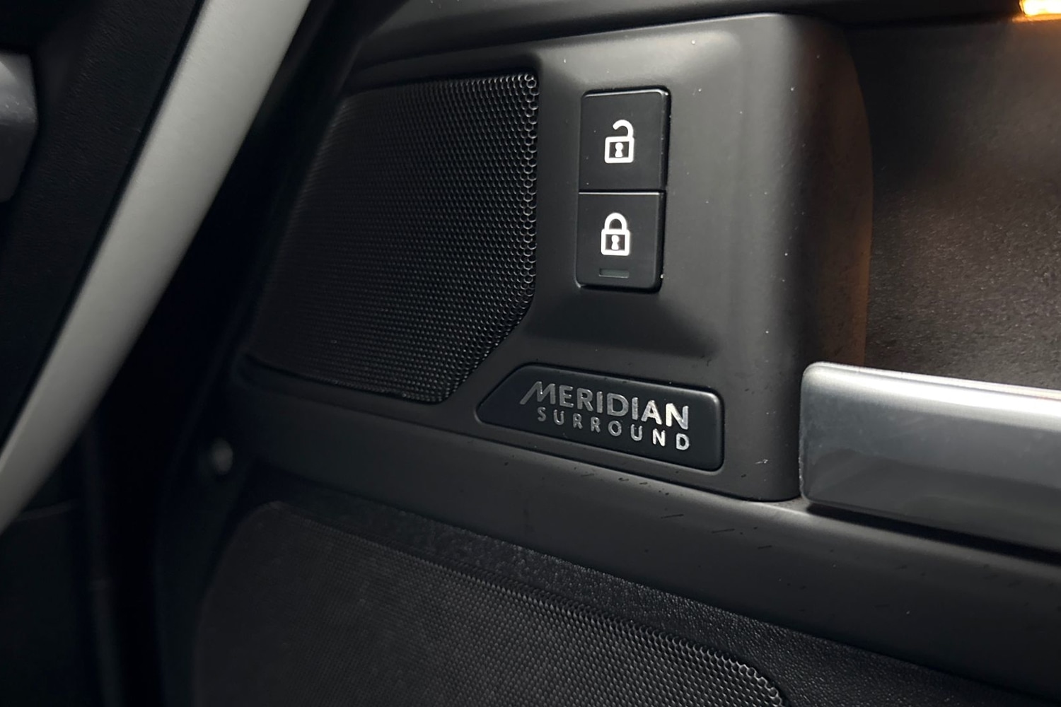 Used Land Rover Defender 2025 for sale - 77374303: Photo 25