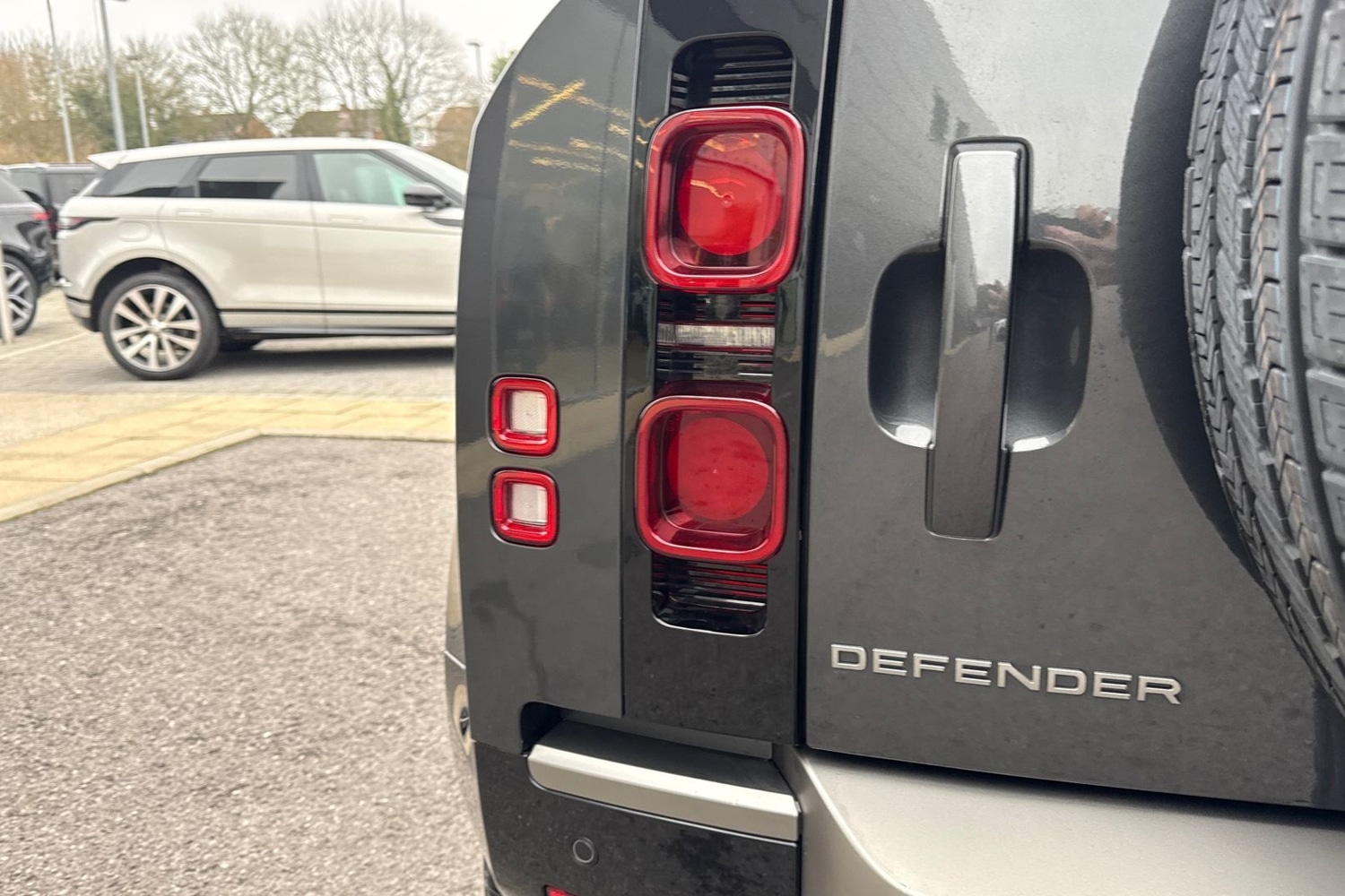 Used Land Rover Defender 2025 for sale - 77374303: Photo 27