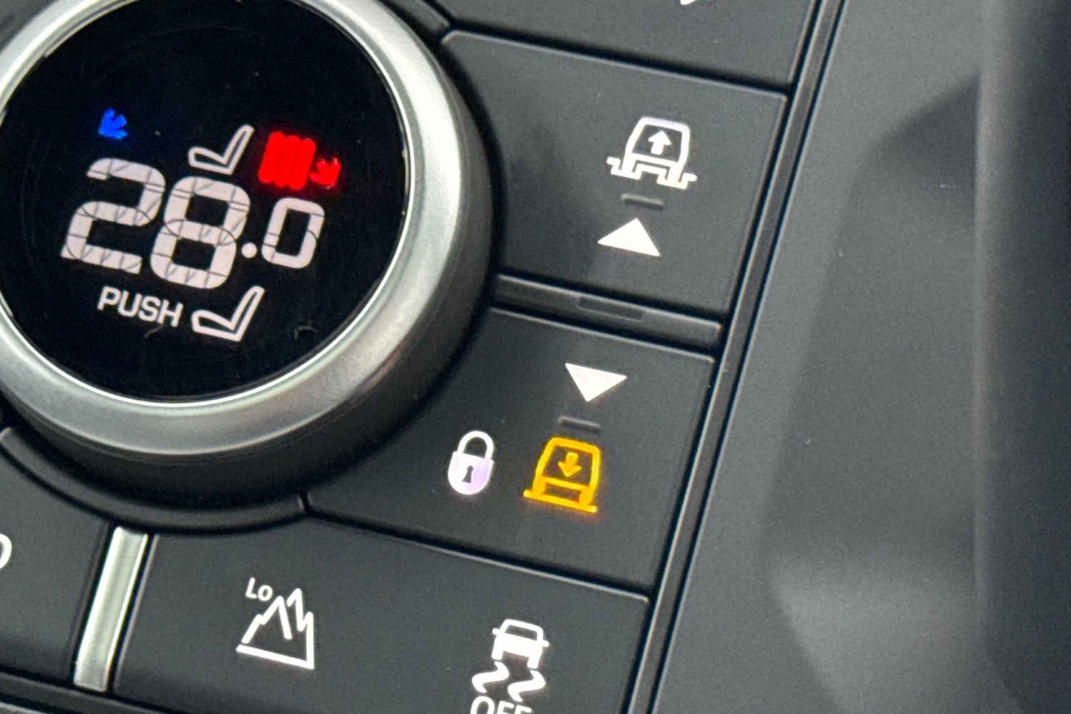 Used Land Rover Defender 2025 for sale - 77374303: Photo 45