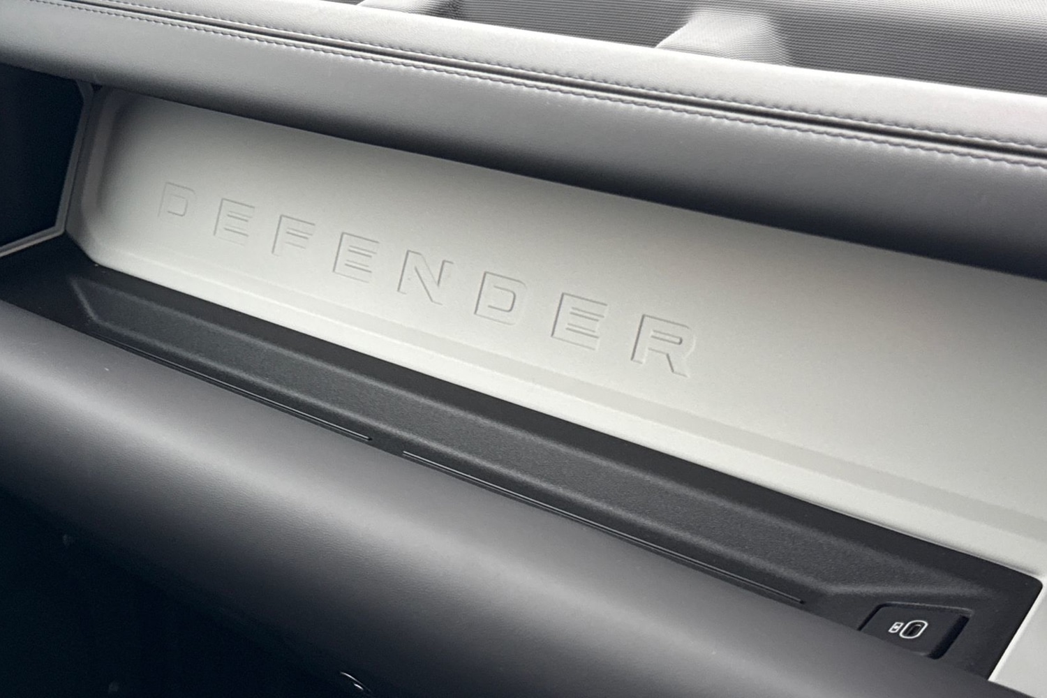 Used Land Rover Defender 2025 for sale - 77374303: Photo 50