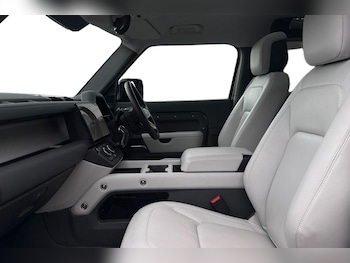 Used Land Rover Defender 90 2025 for sale - 78876062: Photo