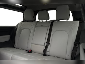 Used Land Rover Defender 90 2025 for sale - 78876062: Photo