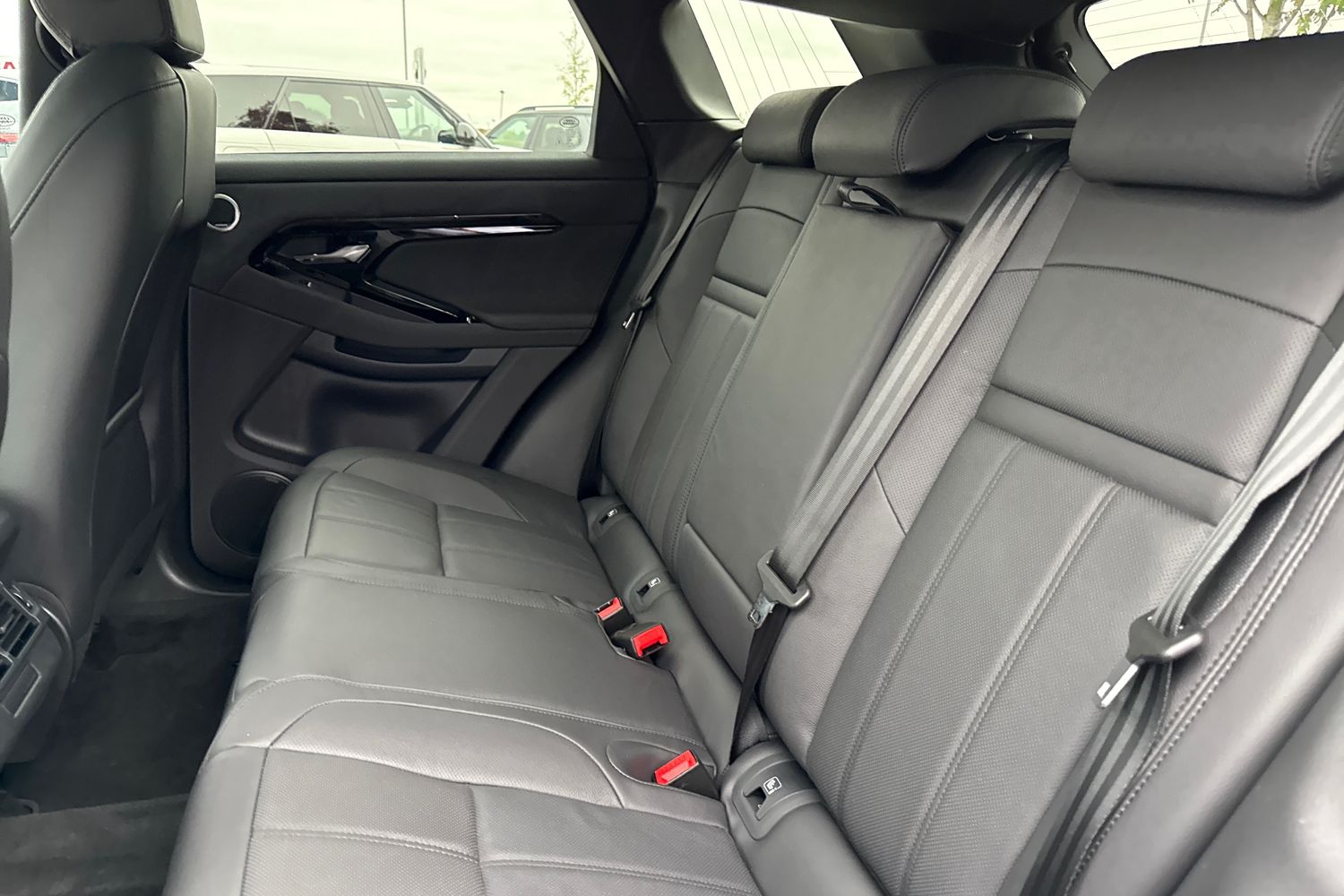 Used Land Rover Range Rover Evoque 2025 for sale - 76272476: Photo 13