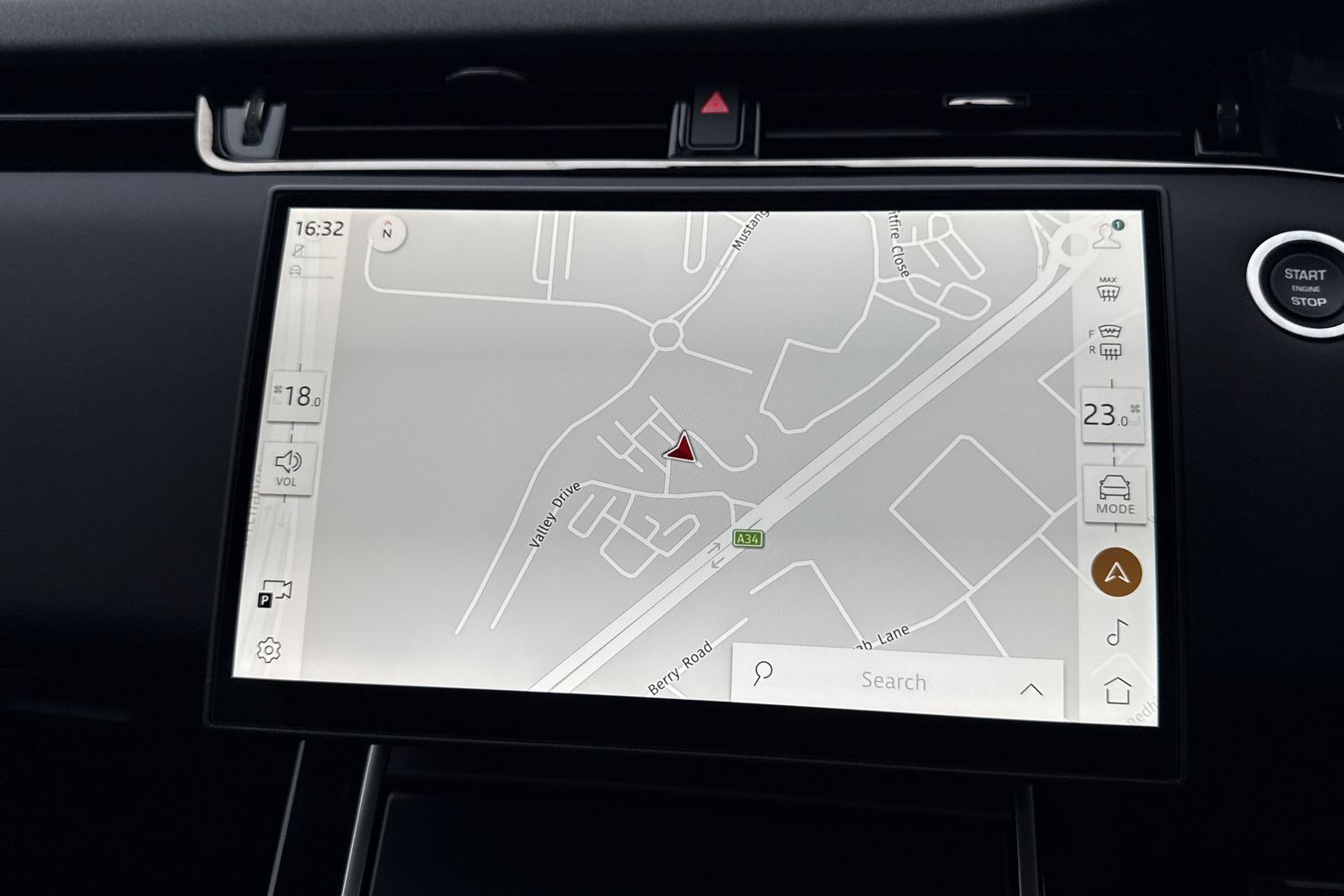 Used Land Rover Range Rover Evoque 2025 for sale - 76272476: Photo 14