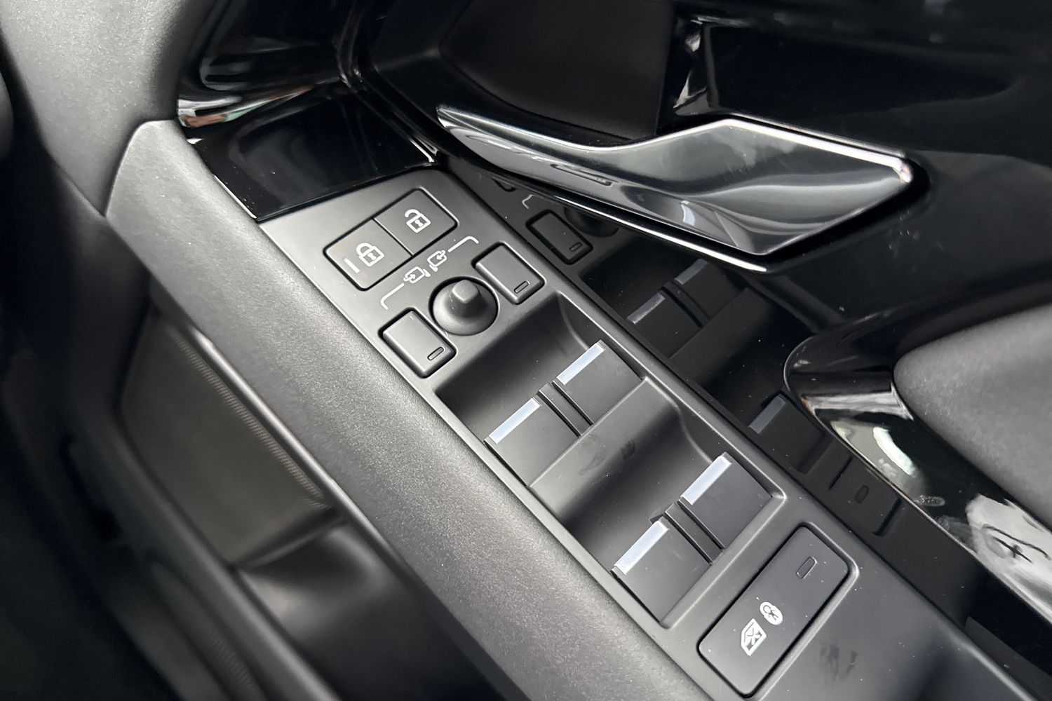 Used Land Rover Range Rover Evoque 2025 for sale - 76272476: Photo 38