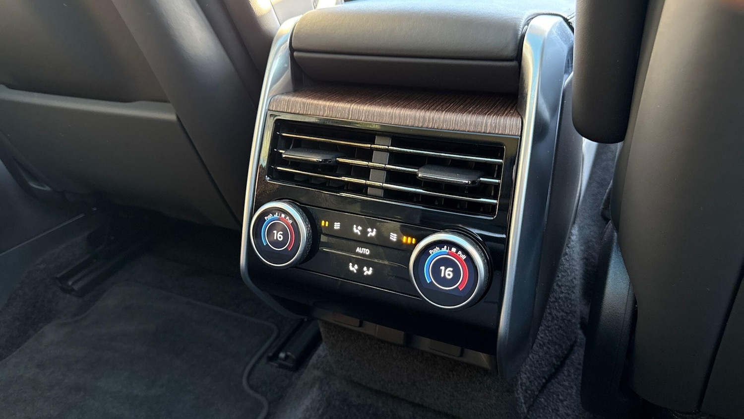 Used Land Rover Range Rover 2024 for sale - 77557392: Photo 19