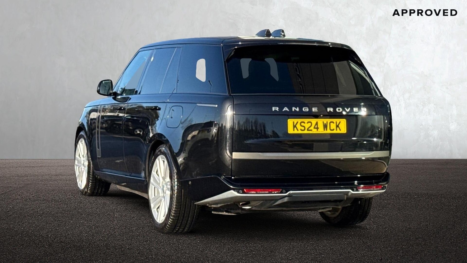 Used Land Rover Range Rover 2024 for sale - 77557392: Photo 2