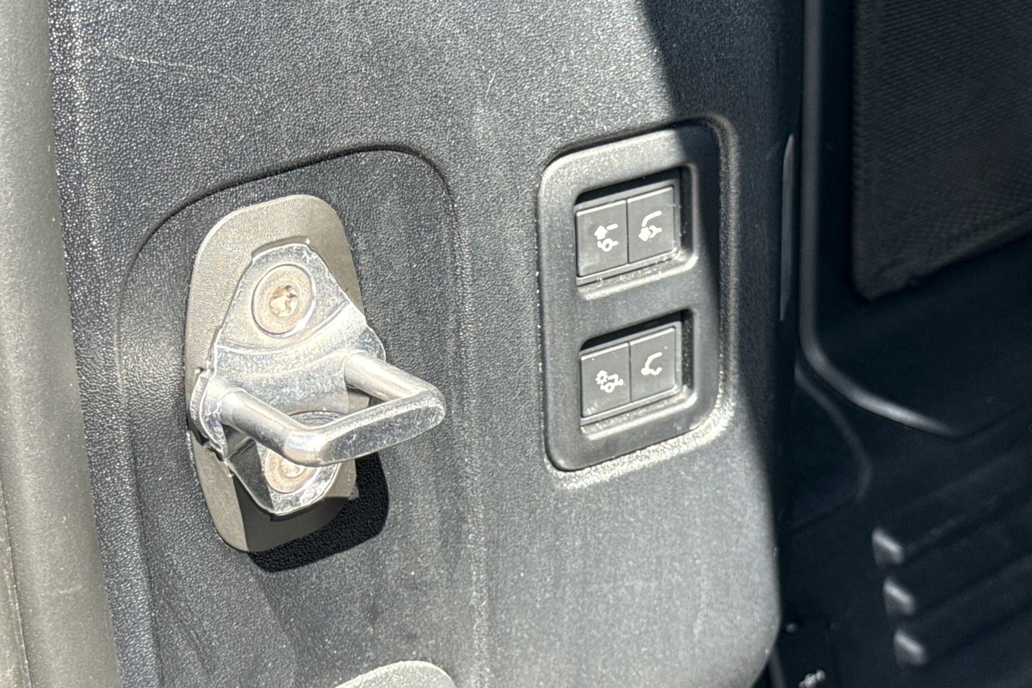 Vehicle 28