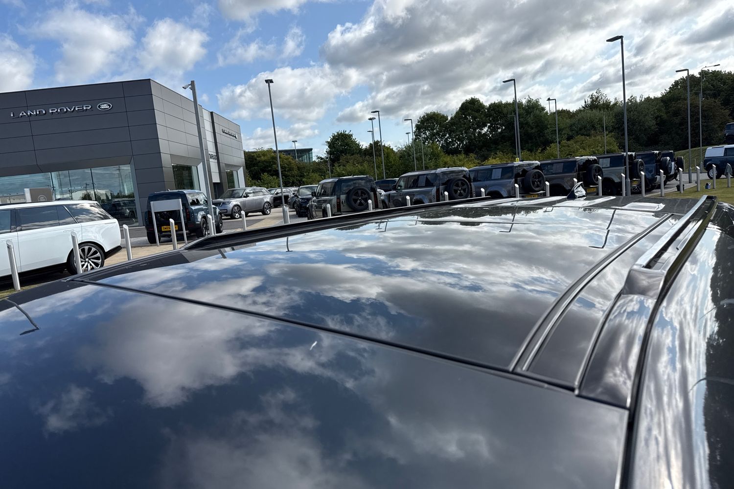Used Land Rover Defender 110 2025 for sale - 75819777: Photo 23