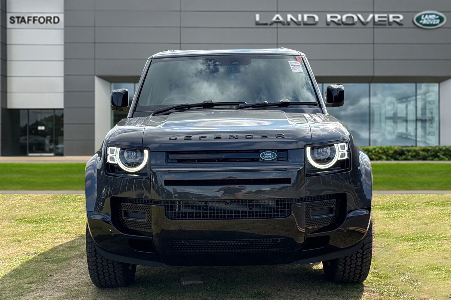 Used Land Rover Defender 110 2025 for sale - 75819777: Photo 7
