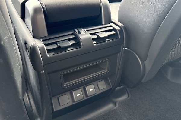 Used Land Rover Defender 110 2023 for sale - 76220295: Photo 19