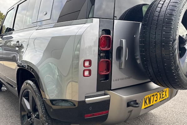 Used Land Rover Defender 110 2023 for sale - 76220295: Photo 20