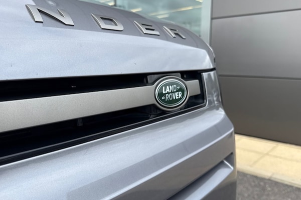 Used Land Rover Defender 110 2023 for sale - 76220295: Photo 41