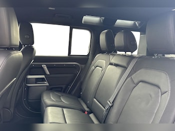 Used Land Rover Defender 110 2023 for sale - 76220295: Photo 4