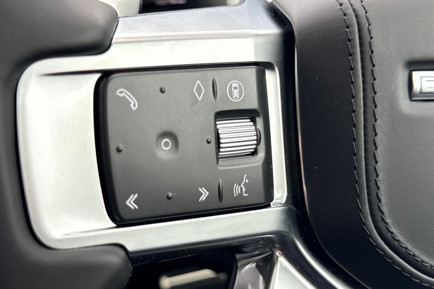 Used Land Rover Discovery 2026 for sale - 77297362: Photo 17