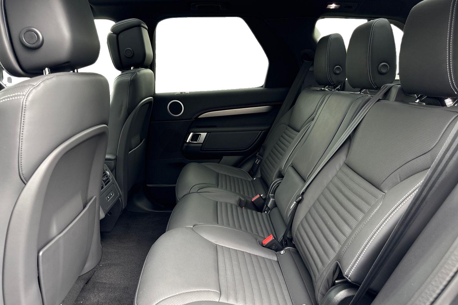 Used Land Rover Discovery 2026 for sale - 77297362: Photo 4