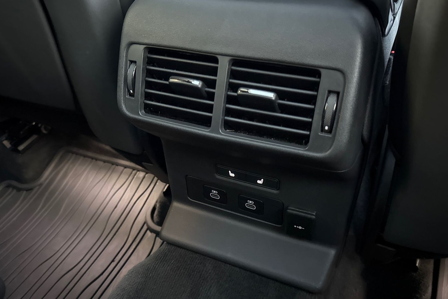 Used Land Rover Range Rover Velar 2025 for sale - 76649203: Photo 19