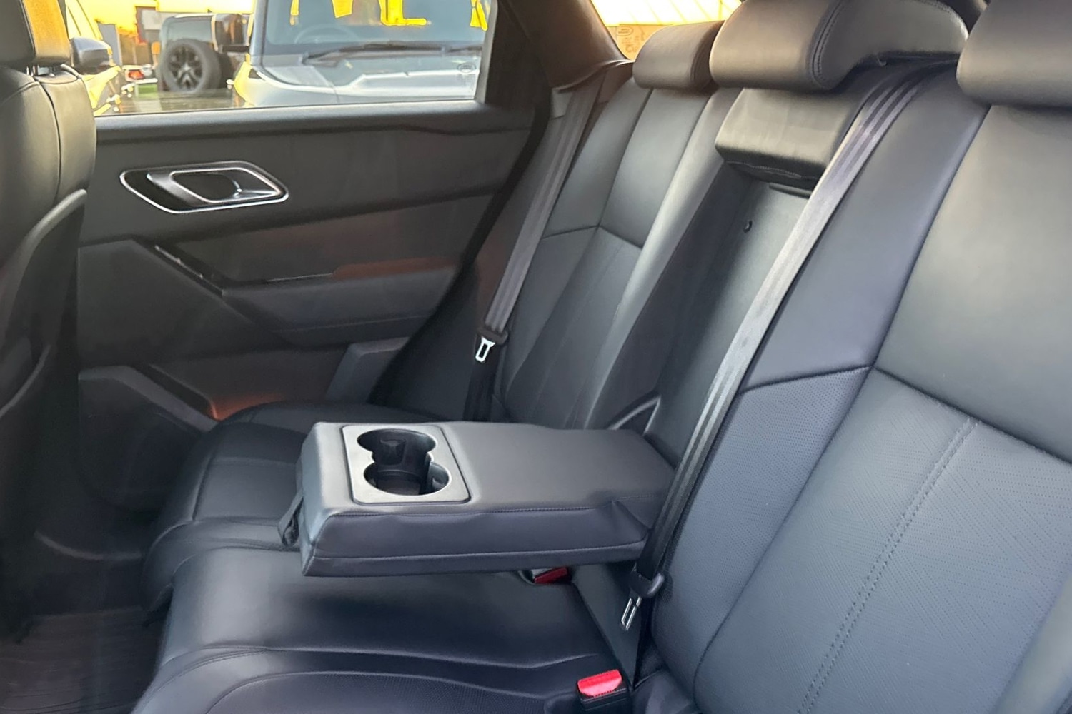 Used Land Rover Range Rover Velar 2025 for sale - 76649203: Photo 31