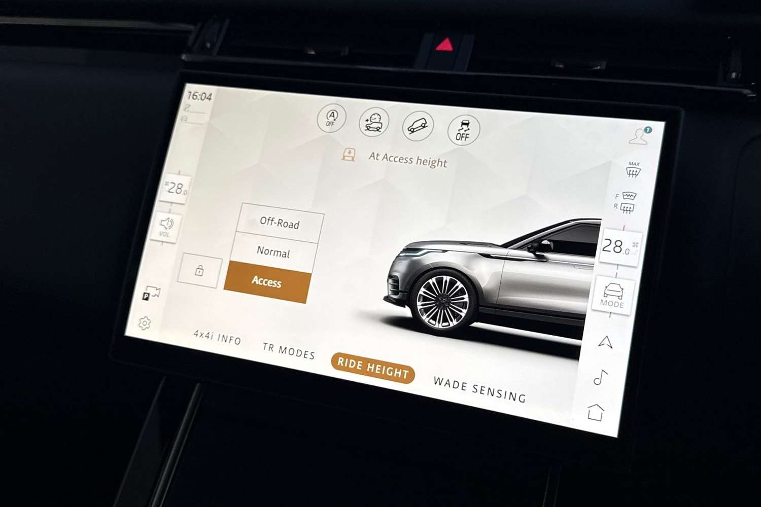 Used Land Rover Range Rover Velar 2025 for sale - 76649203: Photo 38