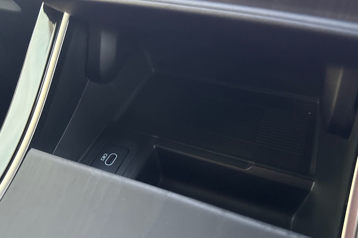 Used Land Rover Range Rover Velar 2025 for sale - 76649203: Photo 43