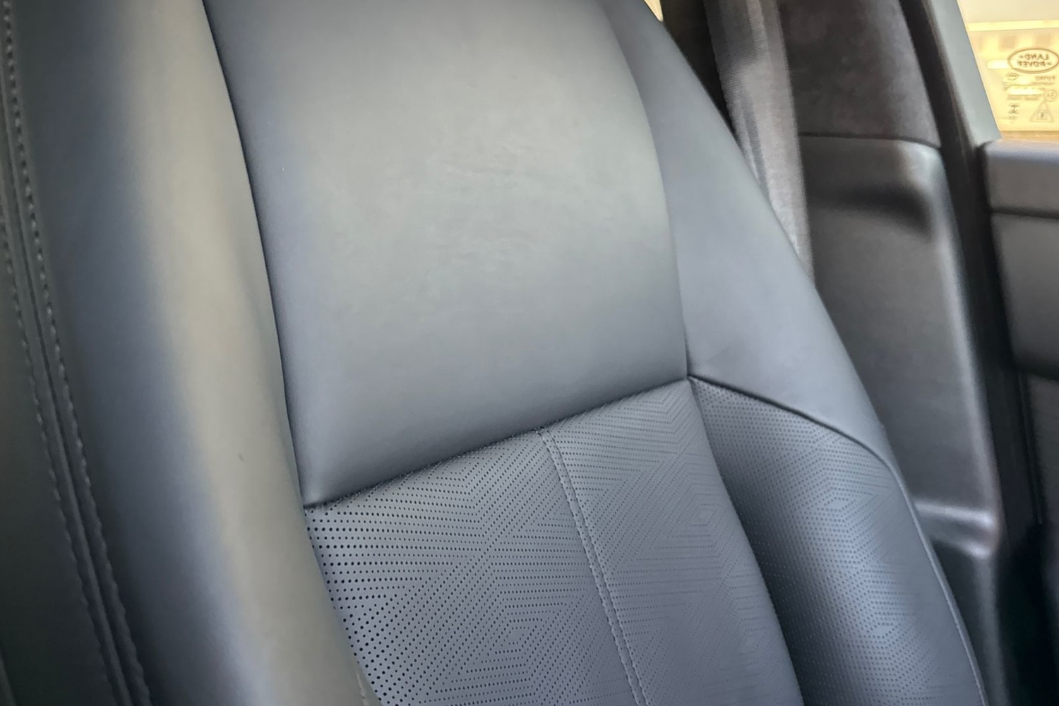 Used Land Rover Range Rover Velar 2025 for sale - 76649203: Photo 47