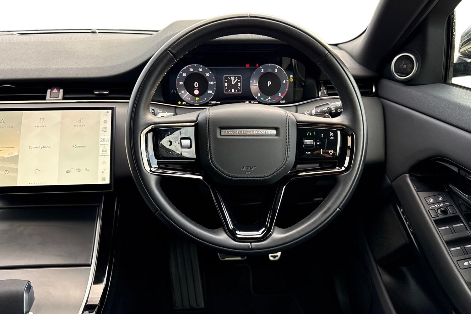 Used Land Rover Range Rover Evoque 2024 for sale - 77135414: Photo 16