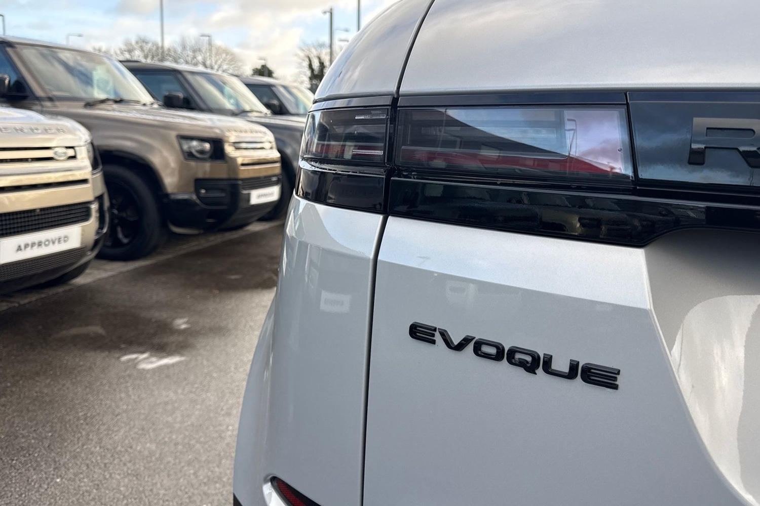 Used Land Rover Range Rover Evoque 2024 for sale - 77135414: Photo 27