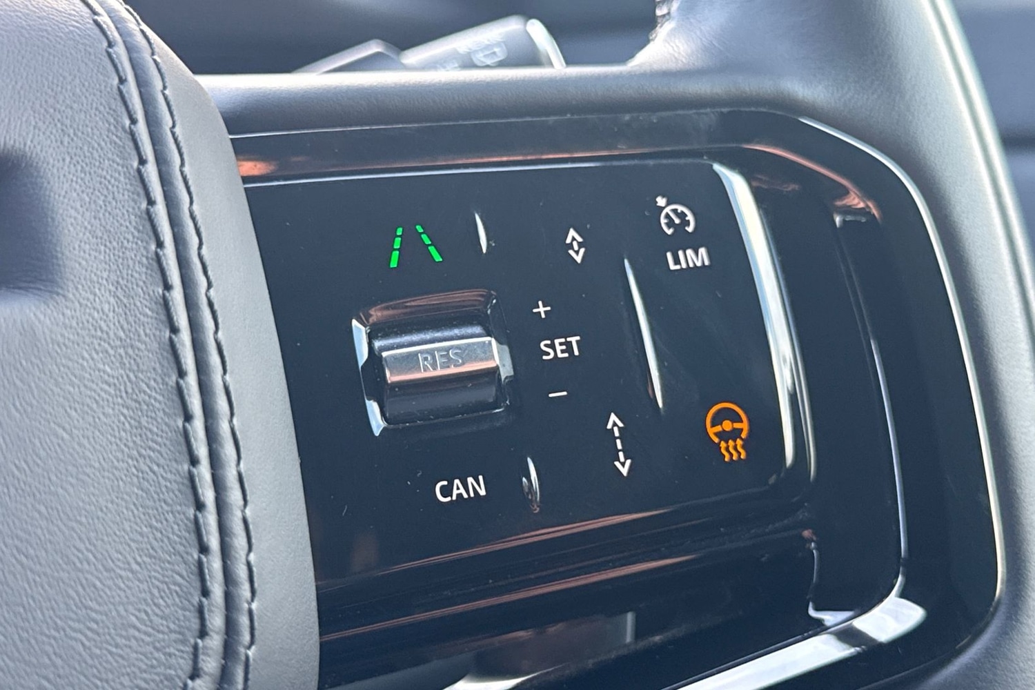 Used Land Rover Range Rover Evoque 2024 for sale - 77135414: Photo 32