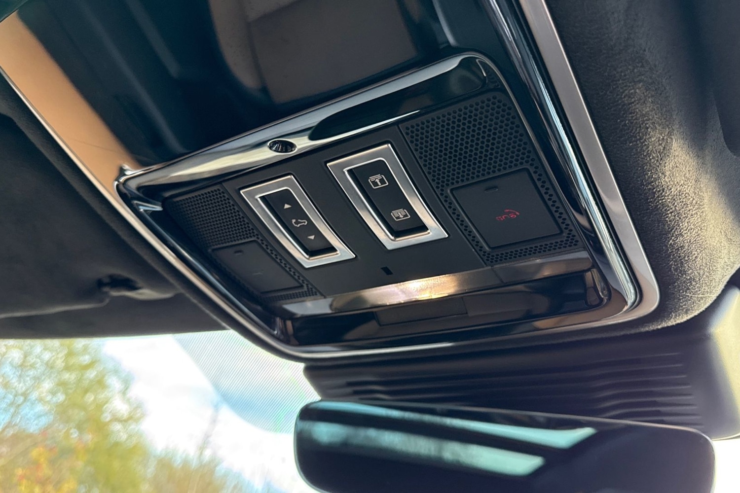 Used Land Rover Range Rover Velar 2023 for sale - 76789539: Photo 24