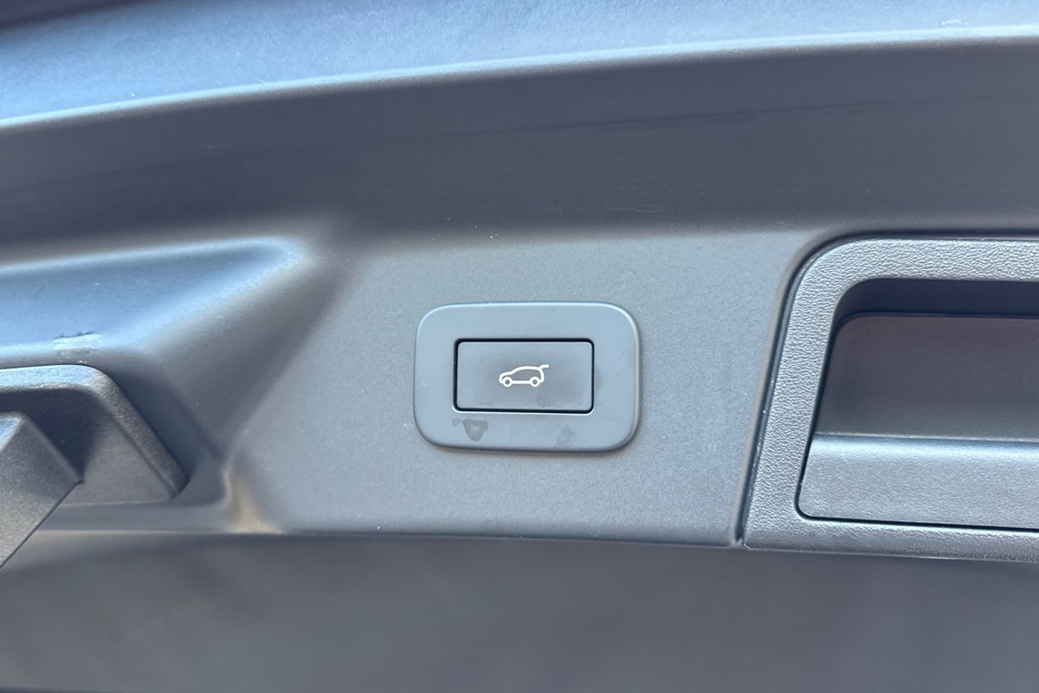 Used Land Rover Range Rover Velar 2023 for sale - 76789539: Photo 35