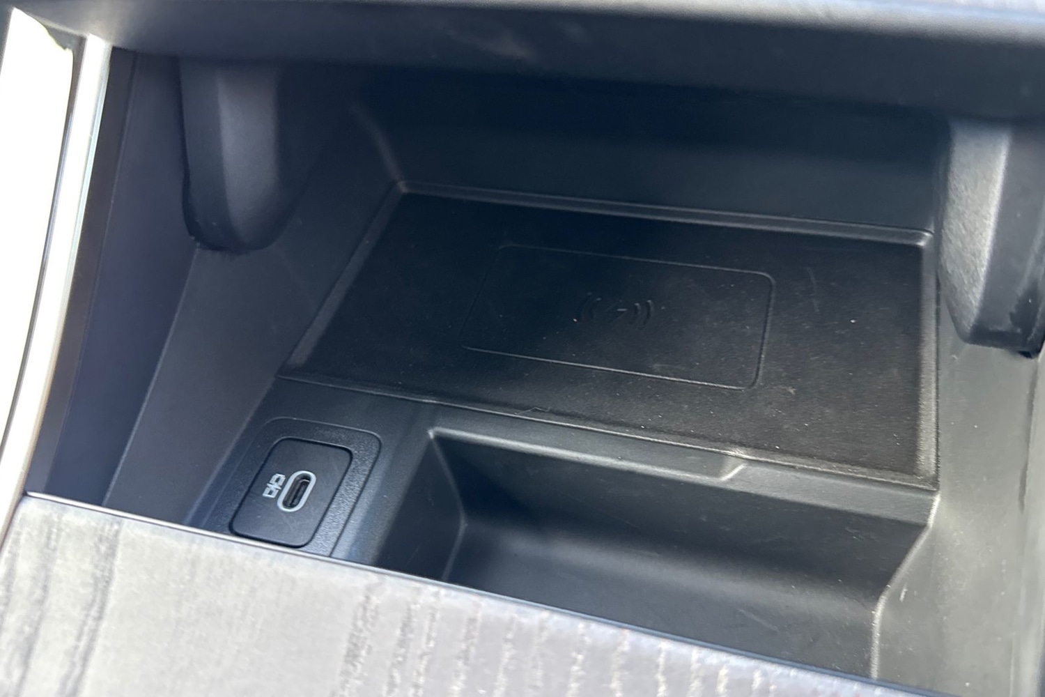 Used Land Rover Range Rover Velar 2023 for sale - 76789539: Photo 40