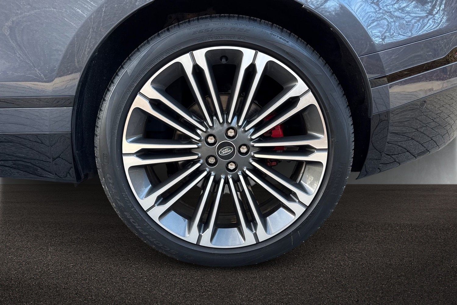 Used Land Rover Range Rover Velar 2023 for sale - 76789539: Photo 9