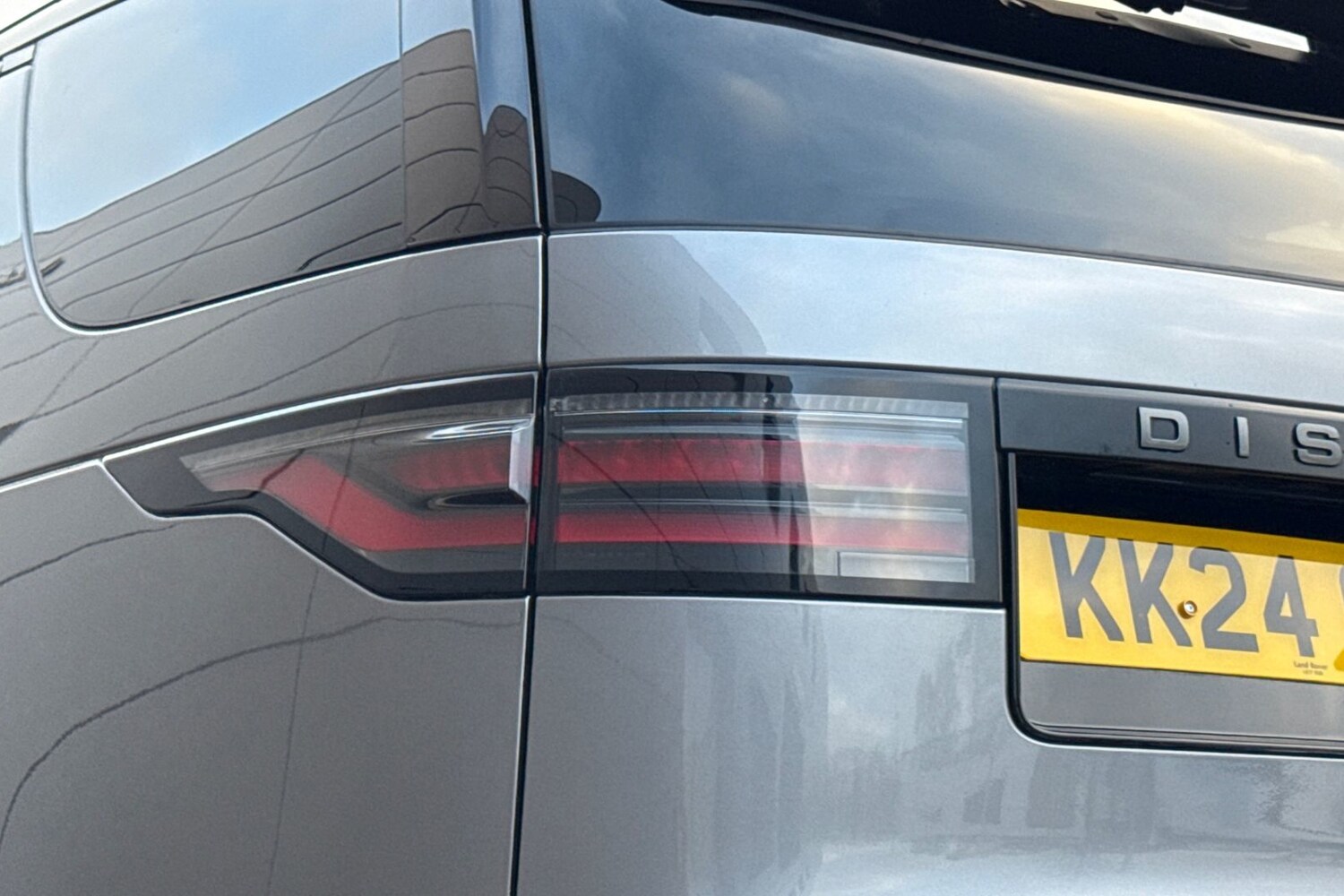 Used Land Rover Discovery 2024 for sale - 76855027: Photo 20