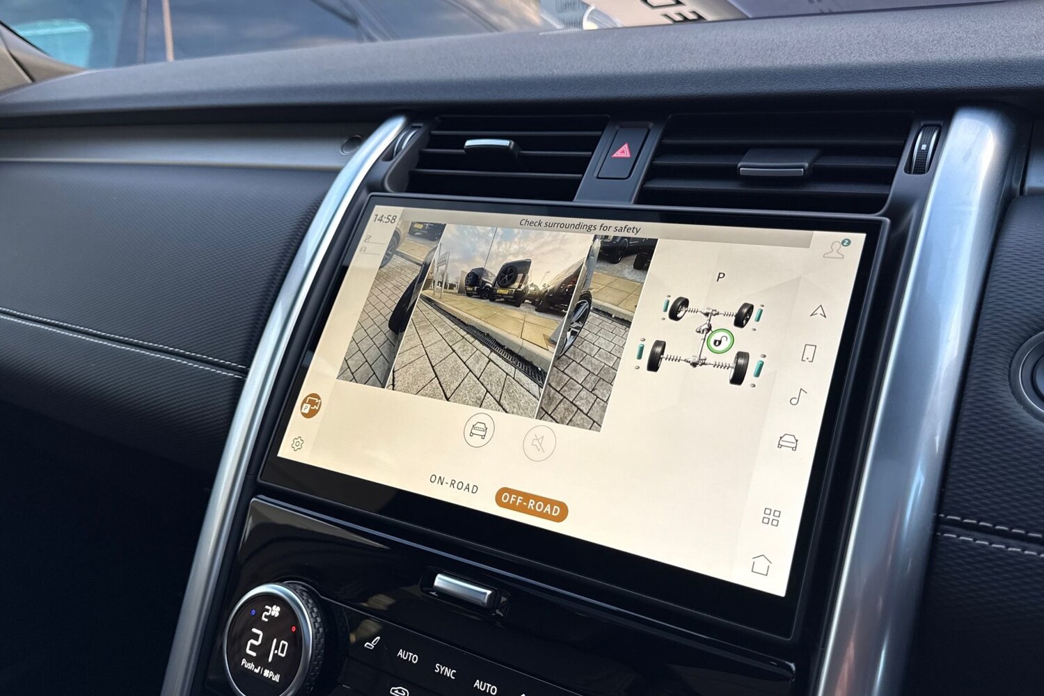 Used Land Rover Discovery 2024 for sale - 76855027: Photo 42