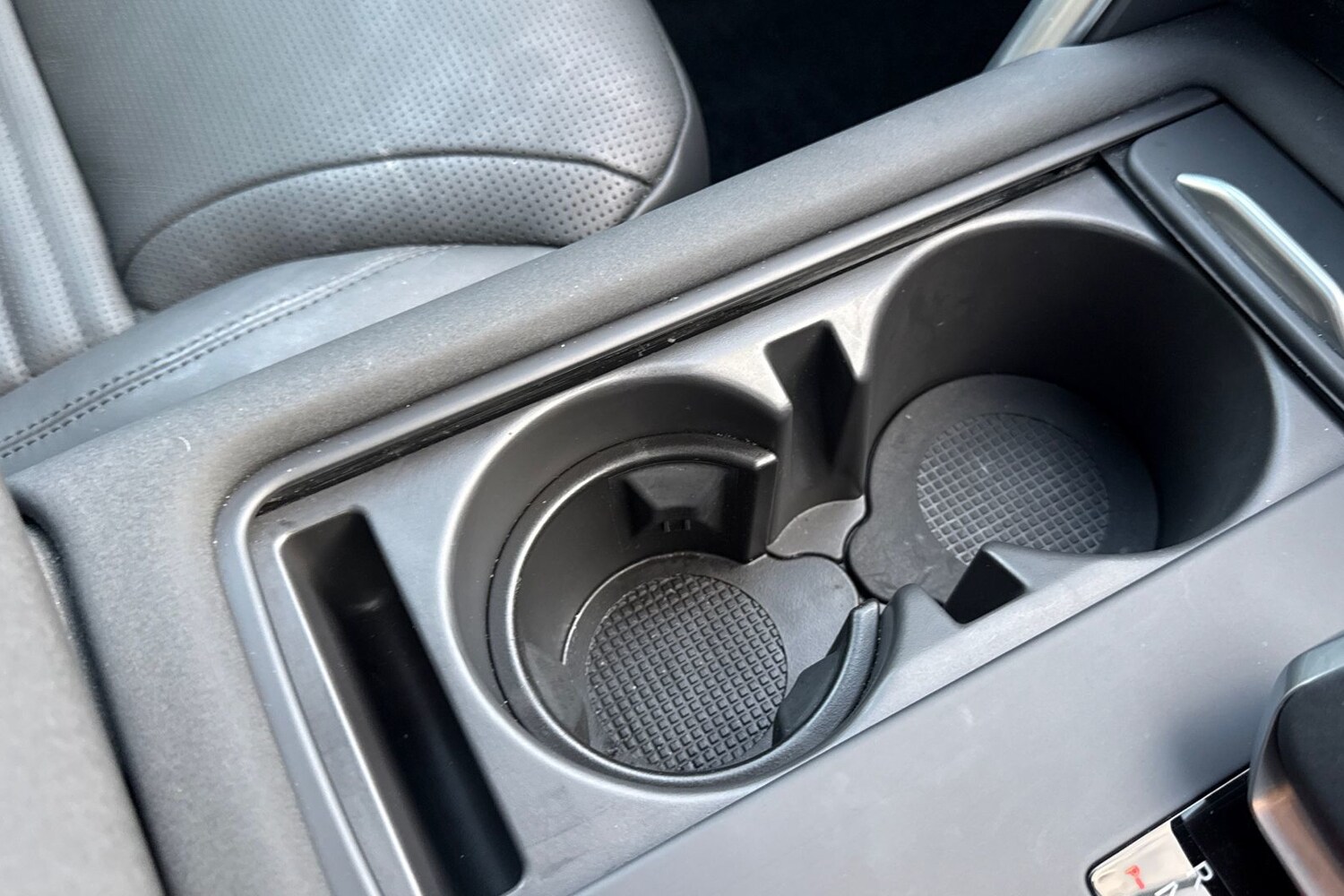 Used Land Rover Discovery 2024 for sale - 76855027: Photo 46