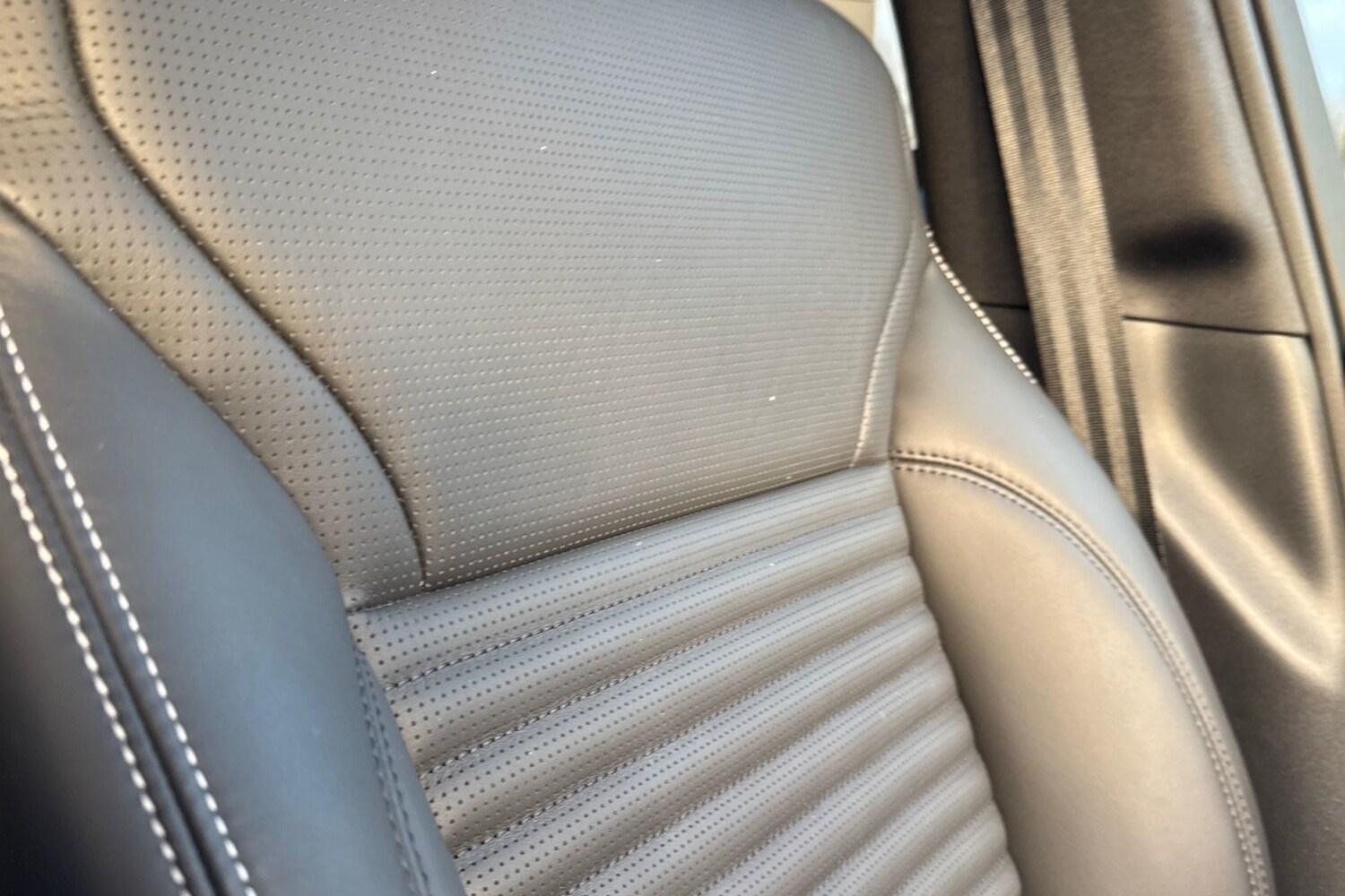 Used Land Rover Discovery 2024 for sale - 76855027: Photo 50