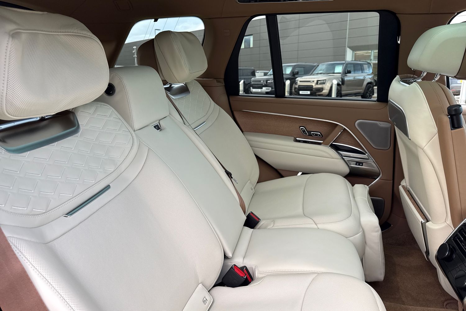 Used Land Rover Range Rover 2026 for sale - 77779666: Photo 12