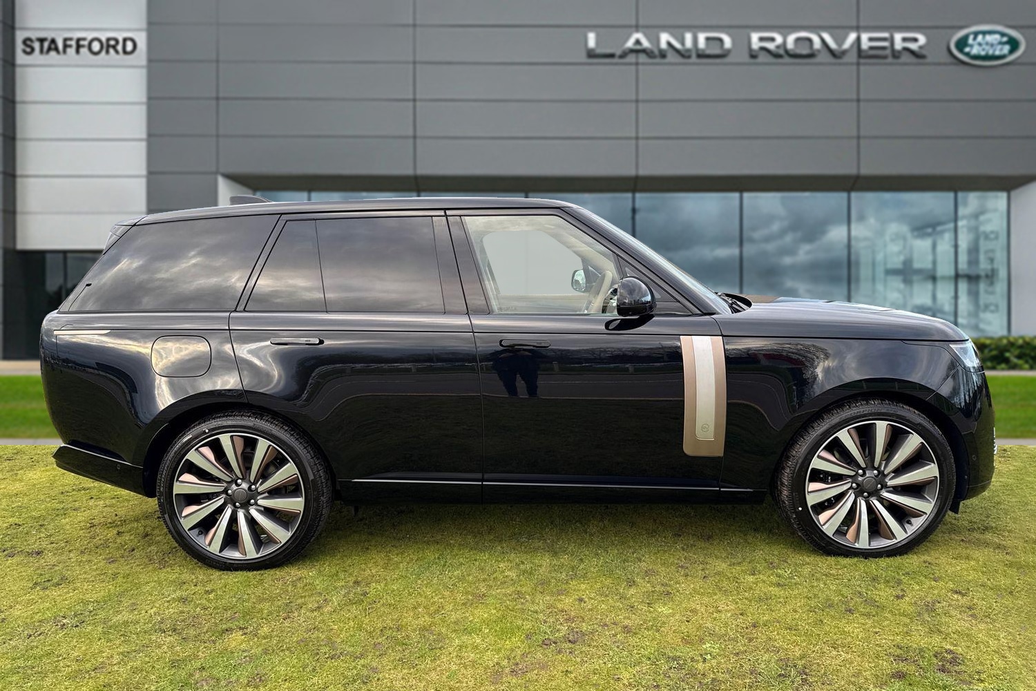 Used Land Rover Range Rover 2026 for sale - 77779666: Photo 5