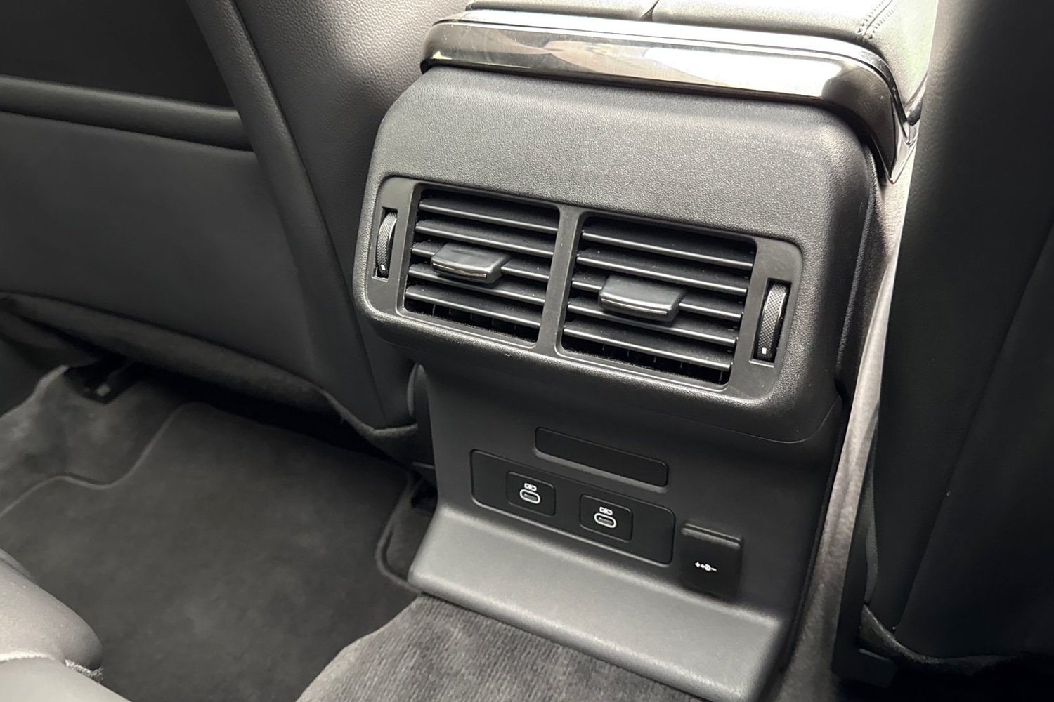 Used Land Rover Range Rover Velar 2023 for sale - 76476112: Photo 19