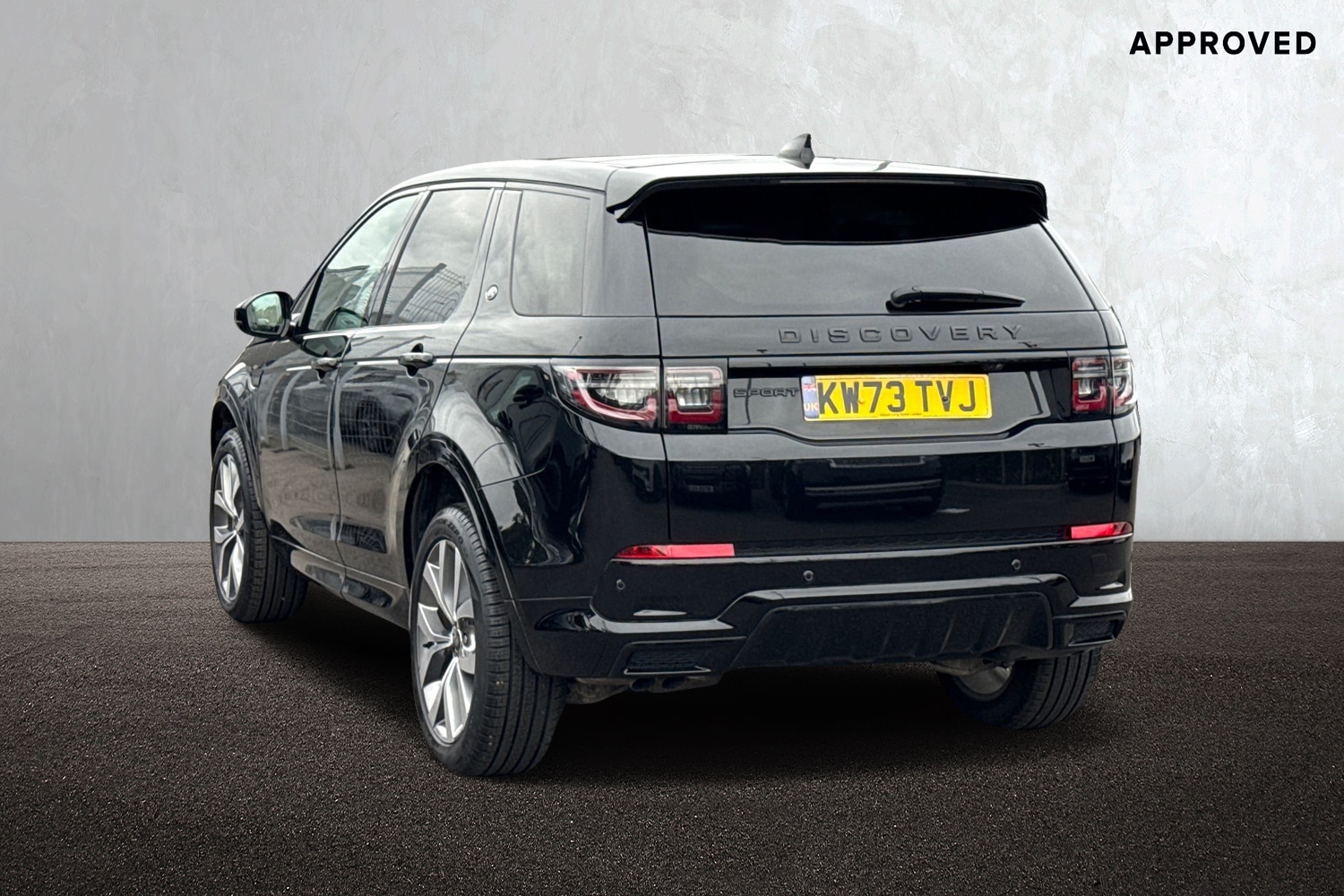 Used Land Rover Discovery Sport 2023 for sale - 76065158: Photo 2