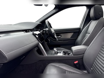 Used Land Rover Discovery Sport 2023 for sale - 76065158: Photo 3