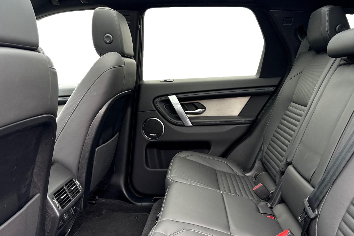 Used Land Rover Discovery Sport 2023 for sale - 76065158: Photo 4