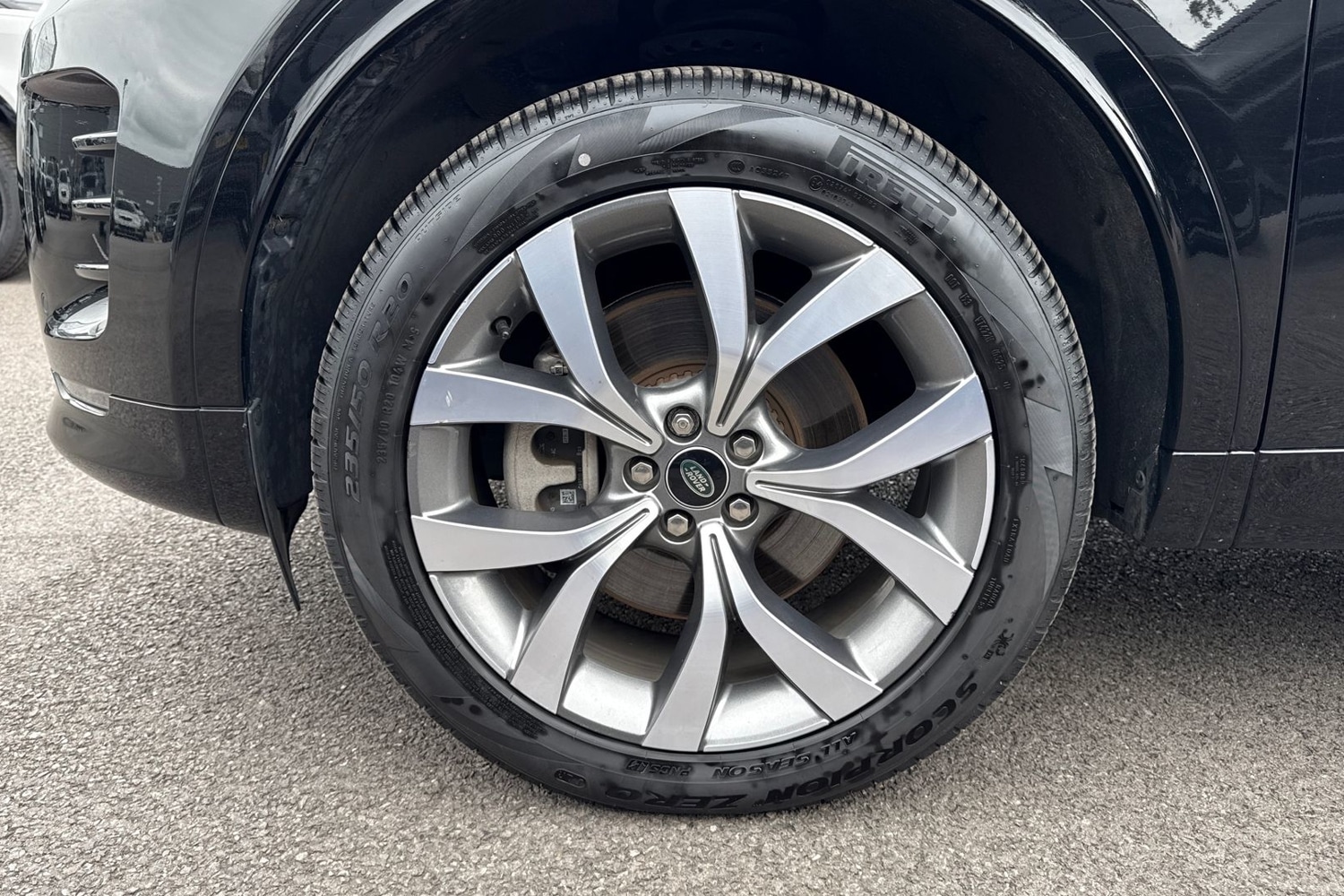 Used Land Rover Discovery Sport 2023 for sale - 76065158: Photo 9