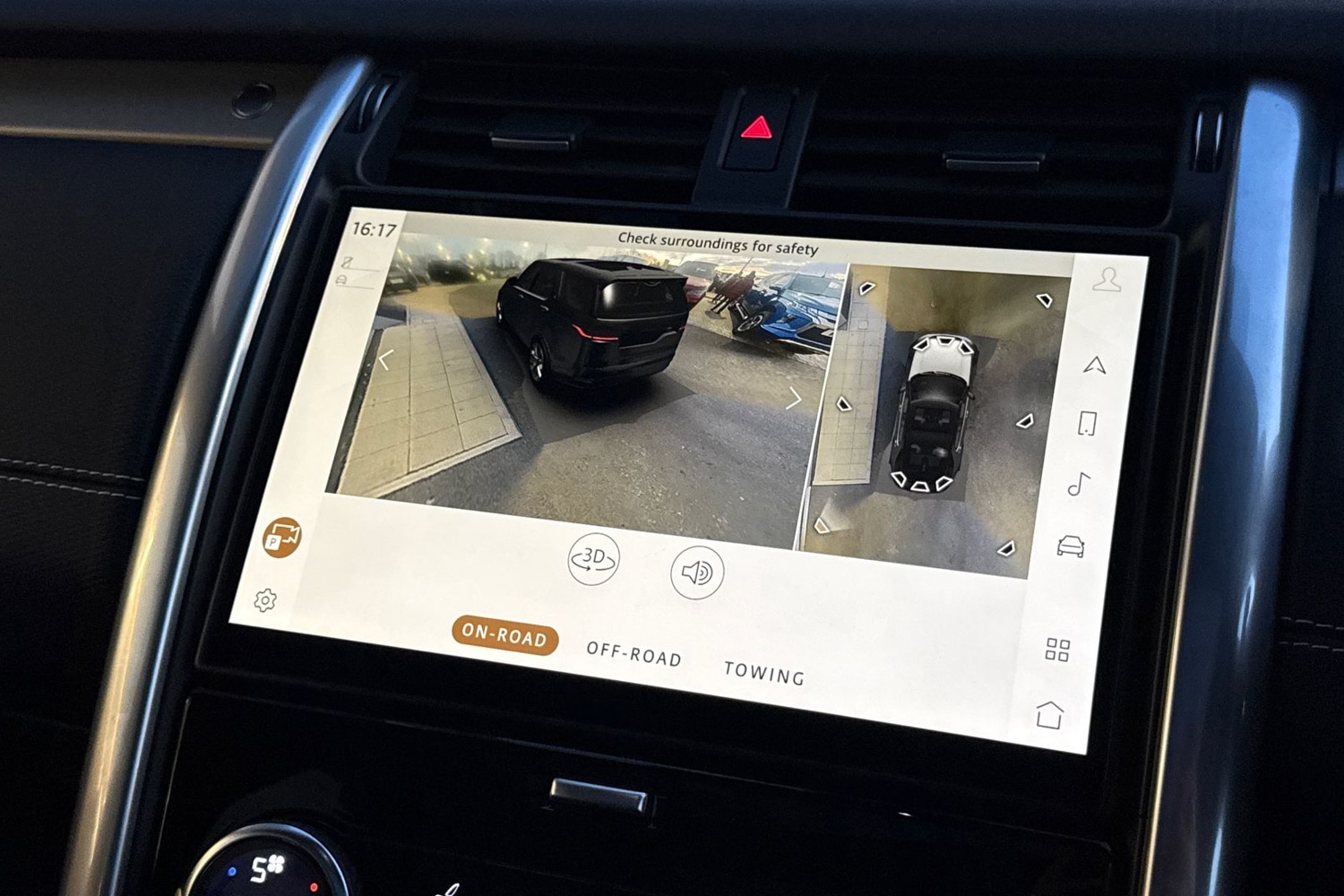 Used Land Rover Discovery 2023 for sale - 76662258: Photo 13