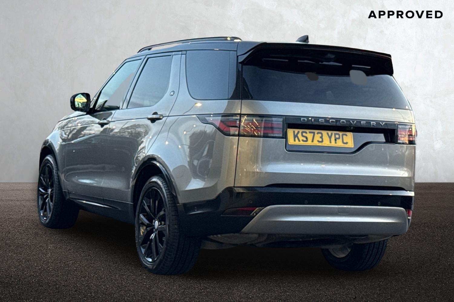 Used Land Rover Discovery 2023 for sale - 76662258: Photo 2