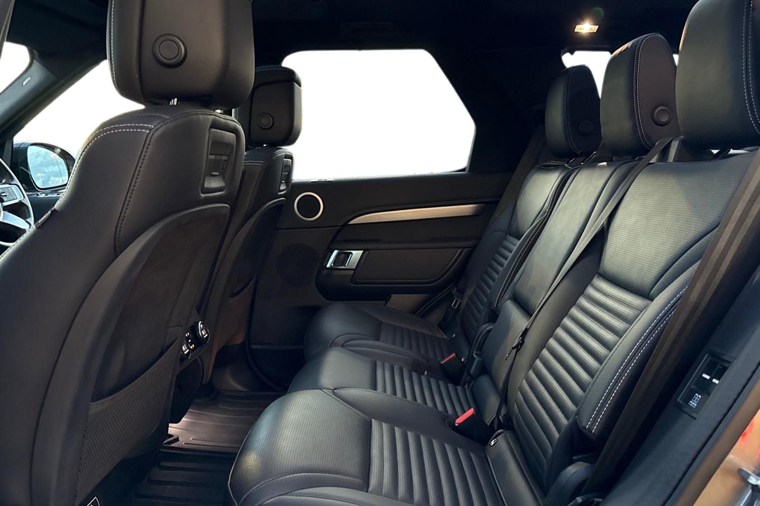 Used Land Rover Discovery 2023 for sale - 76662258: Photo 4