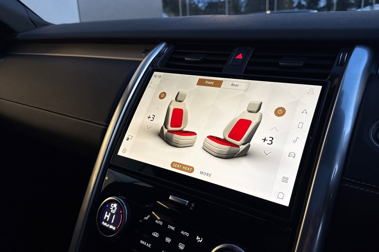 Used Land Rover Discovery 2023 for sale - 76662258: Photo 41