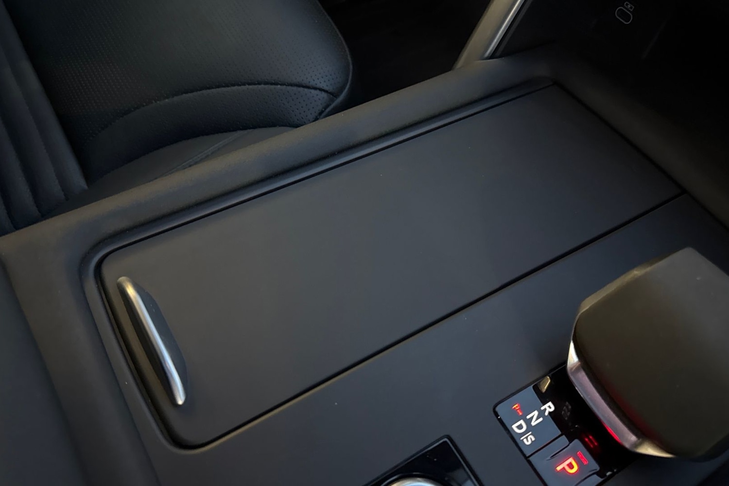 Used Land Rover Discovery 2023 for sale - 76662258: Photo 42